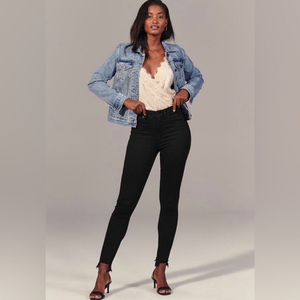 Abercrombie Curve Love High Rise Skinny Jean